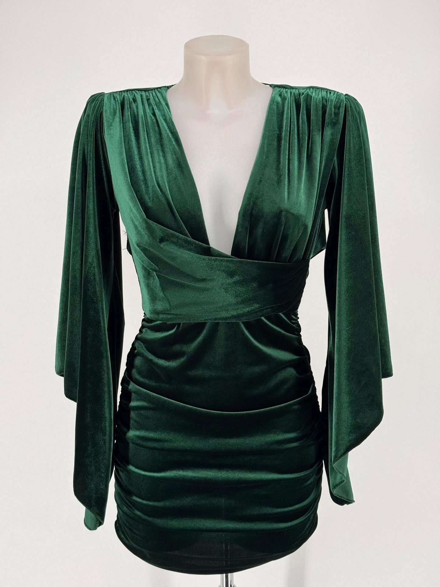 Robe Dalia – Velours glamour & silhouette sculptée