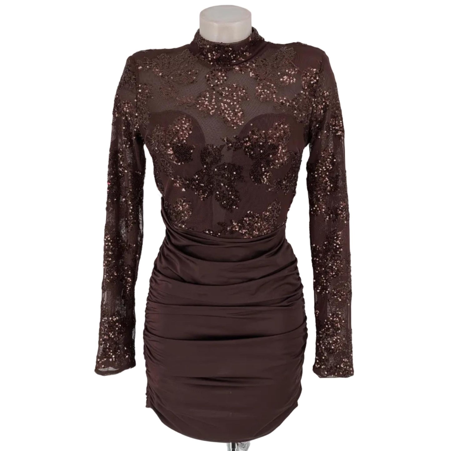 Robe Nocturna — Dentelle & Sequins