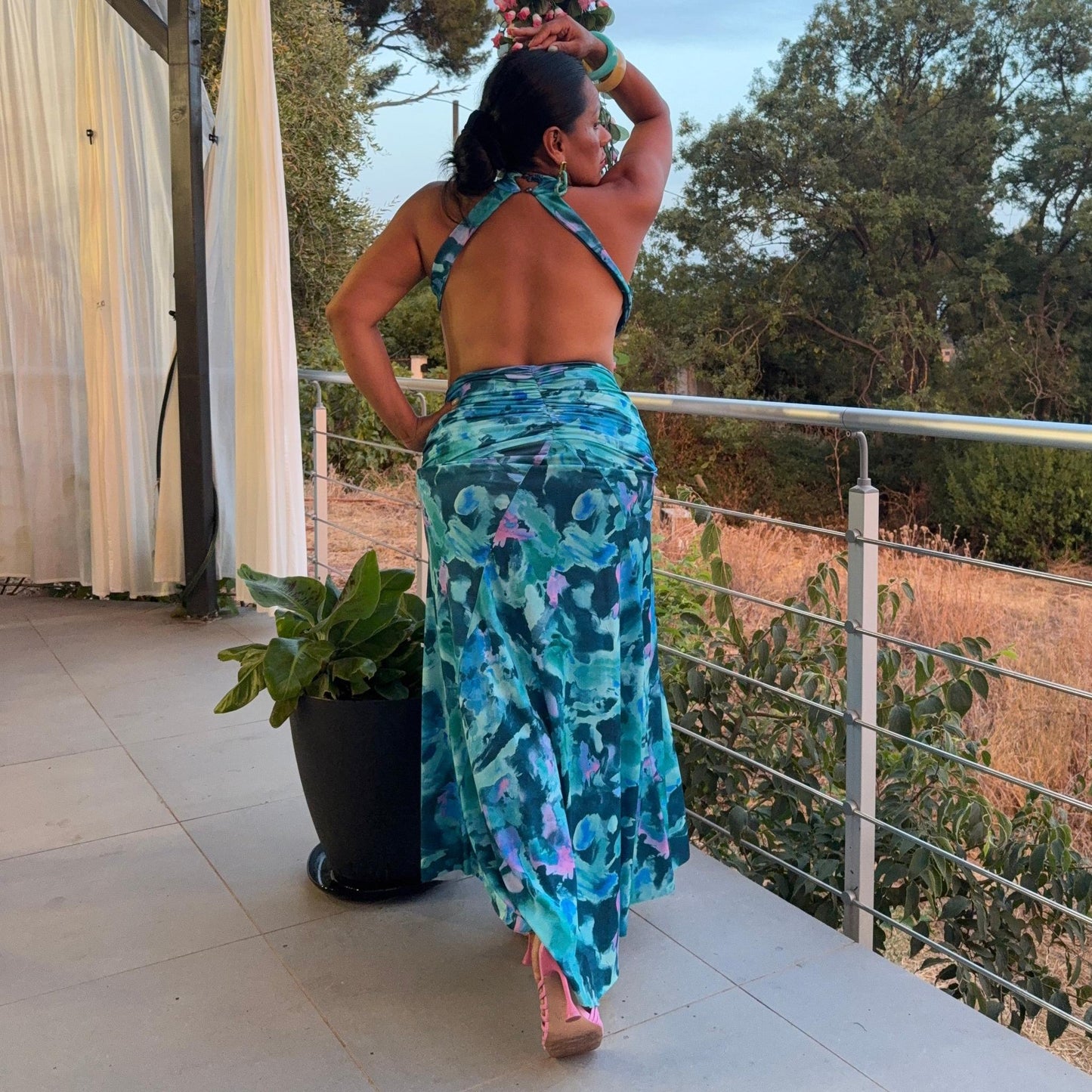 Robe Selena - Silhouette Élancée et Allure Solaire