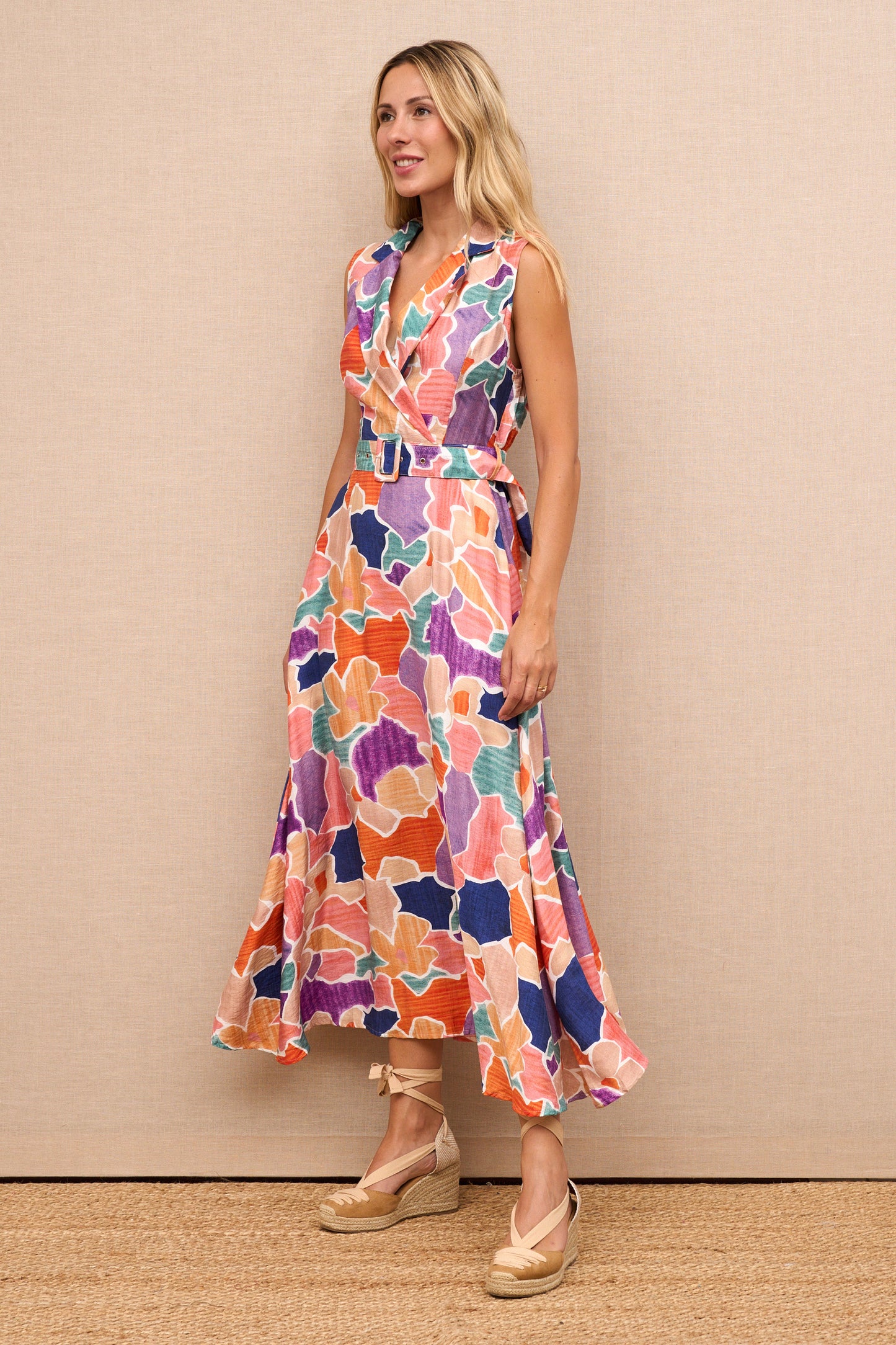 Robe Nia