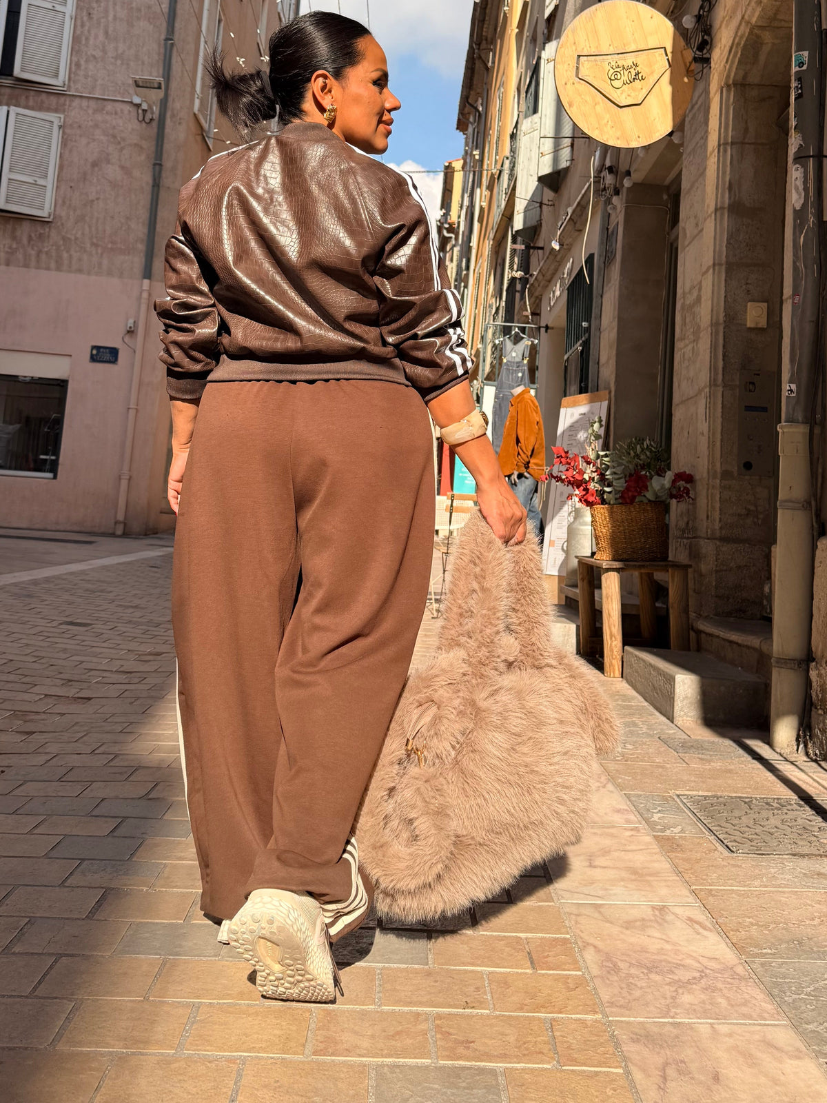 Sac Mara – Douceur Fourrure et Volume Généreux