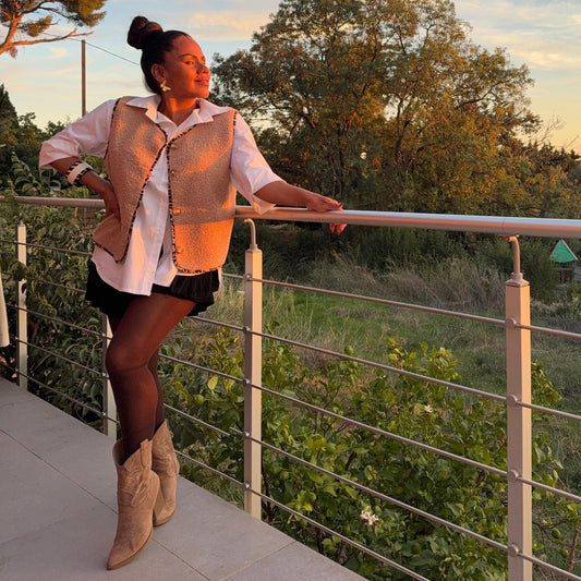 Gilet Teddy – Douceur sauvage et élégance décontractée