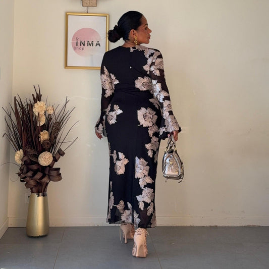 Robe Floralis Élégance – Broderie 3D et manches longues