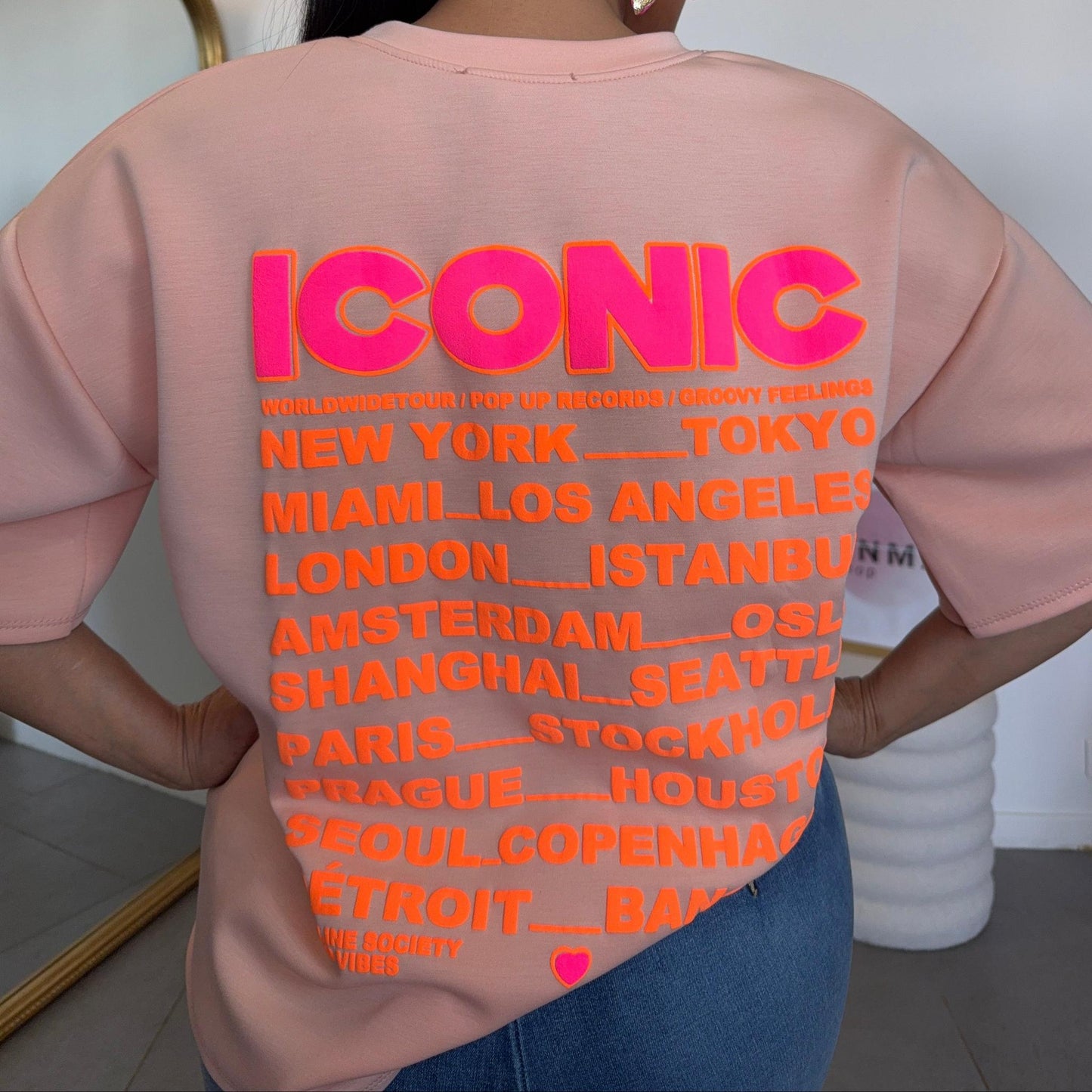 T-shirt Iconic – Confort décontracté & esprit urbain