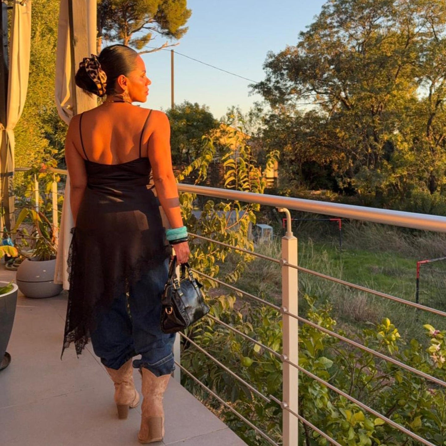 Robe Caraco Lunea – Satin & Dentelle