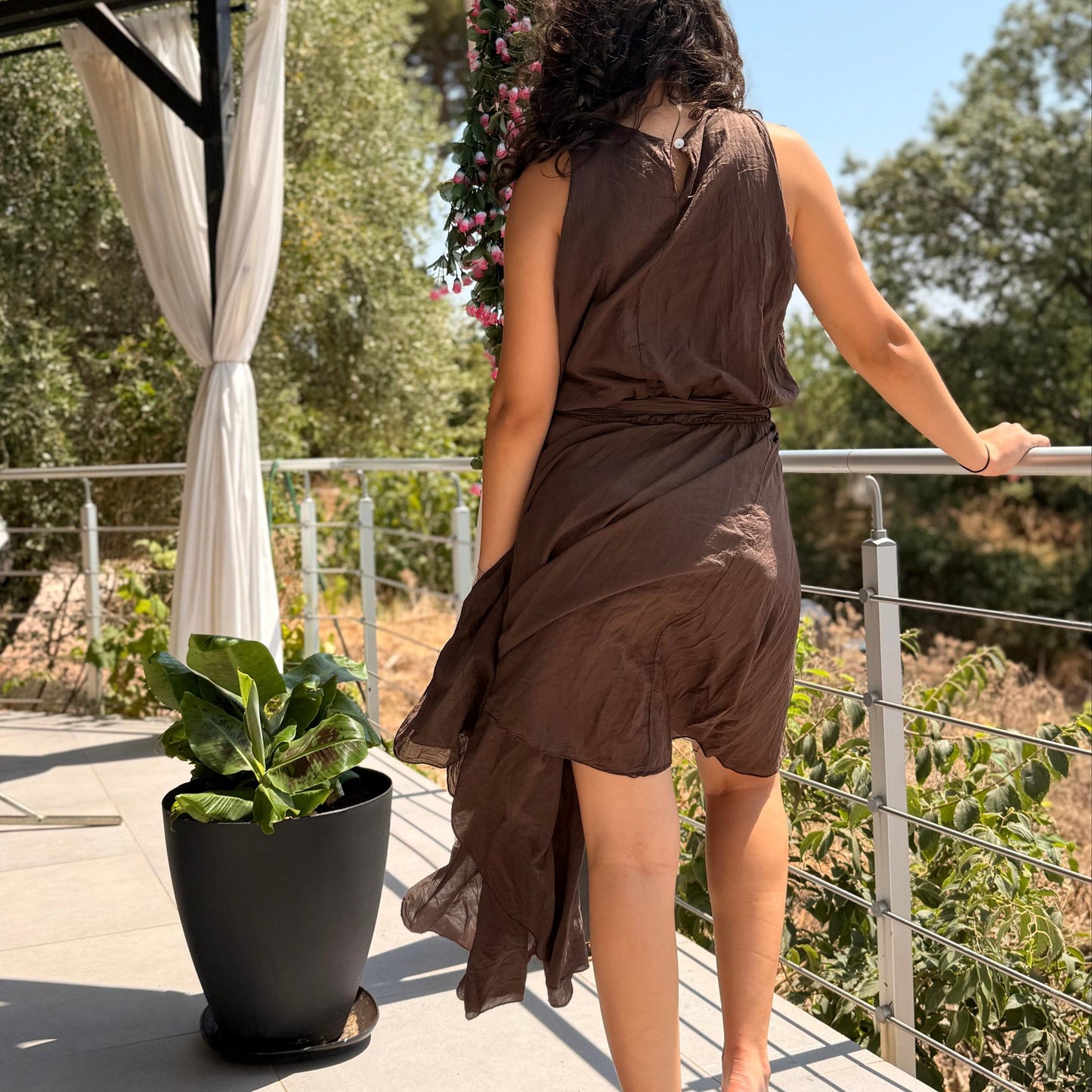 Robe Soléna - Légèreté Bohème et Coupe Asymétrique