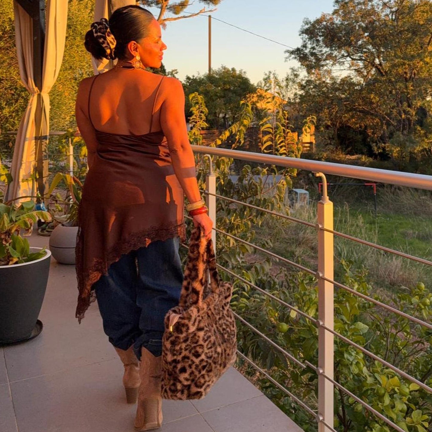 Robe Caraco Lunea – Satin & Dentelle