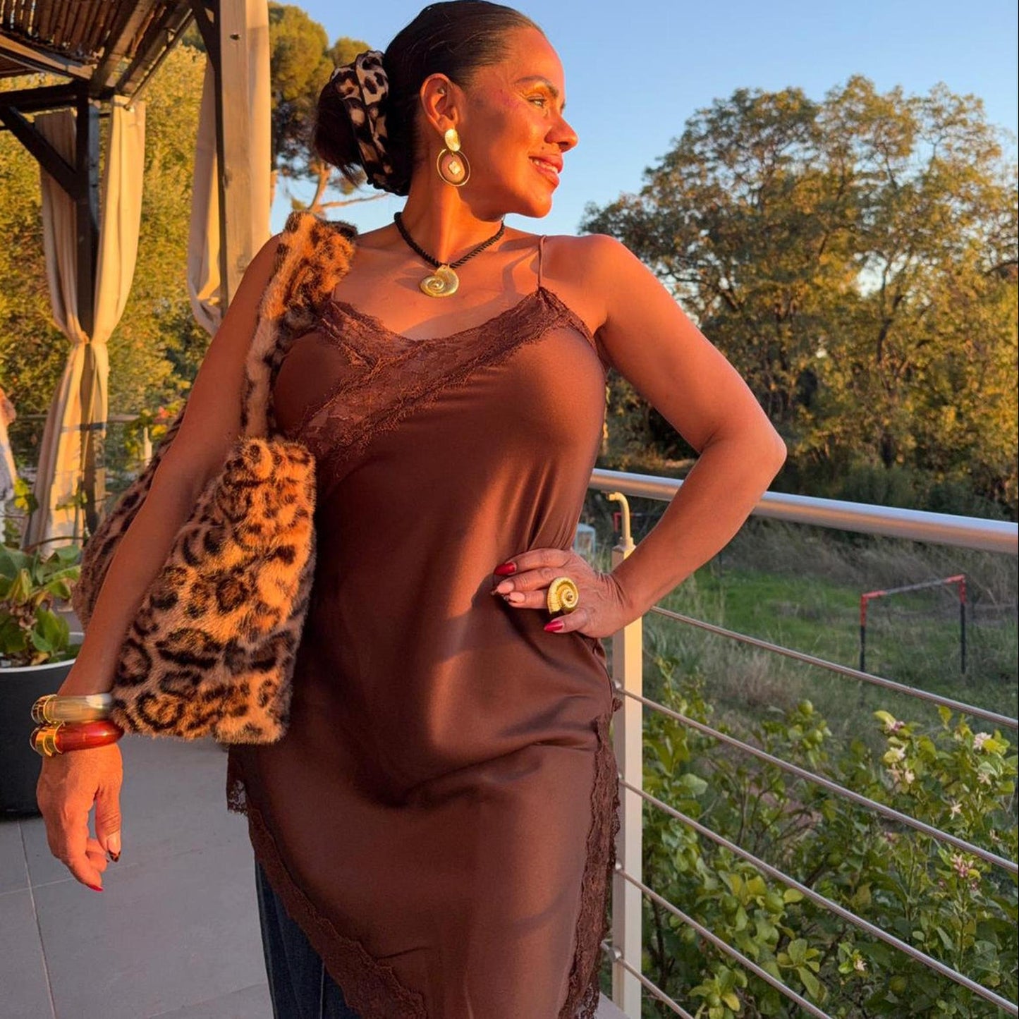 Robe Caraco Lunea – Satin & Dentelle