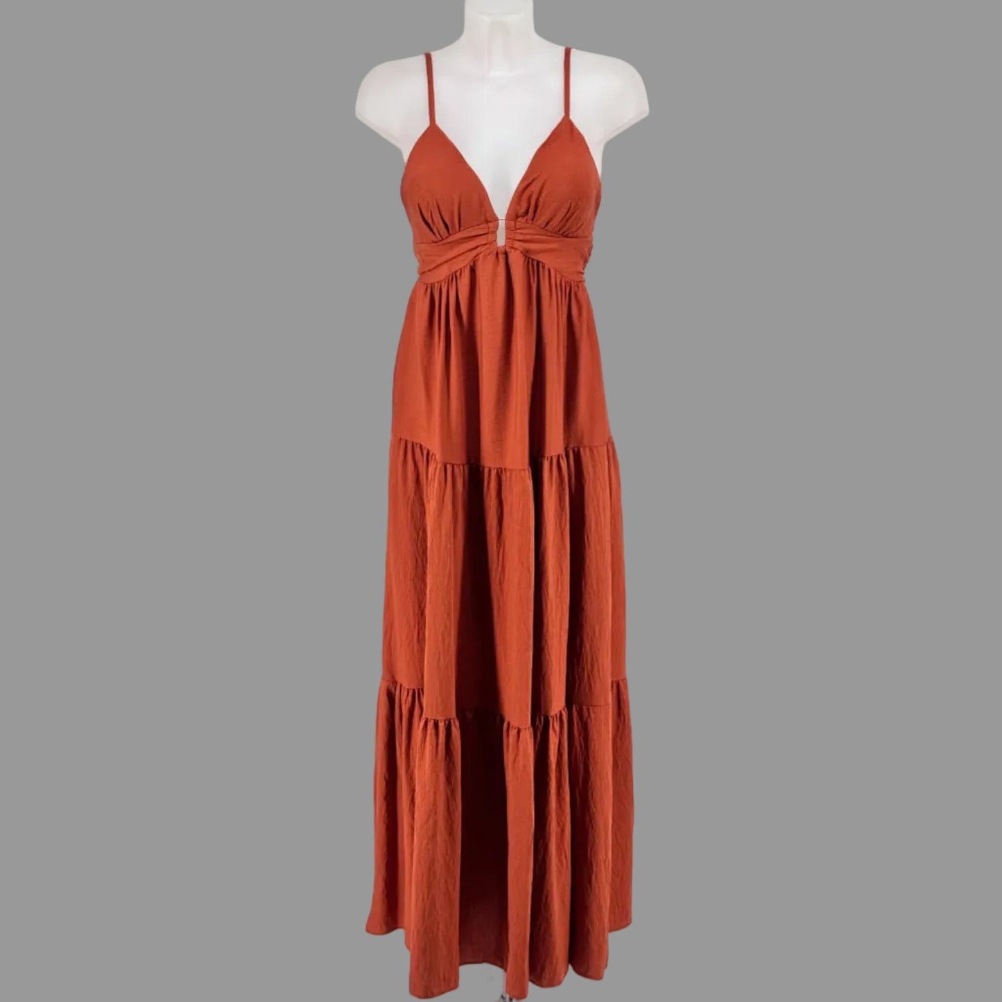 Robe Solstice - Fluidité Estivale et Féminine