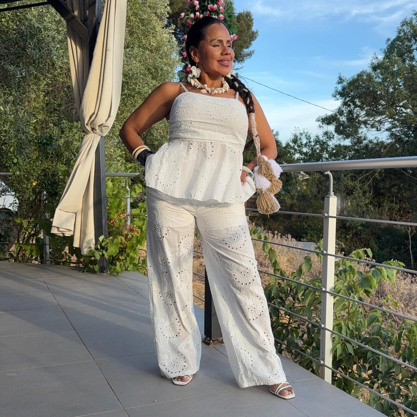 Ensemble Bianca – Broderie Anglaise Raffinée