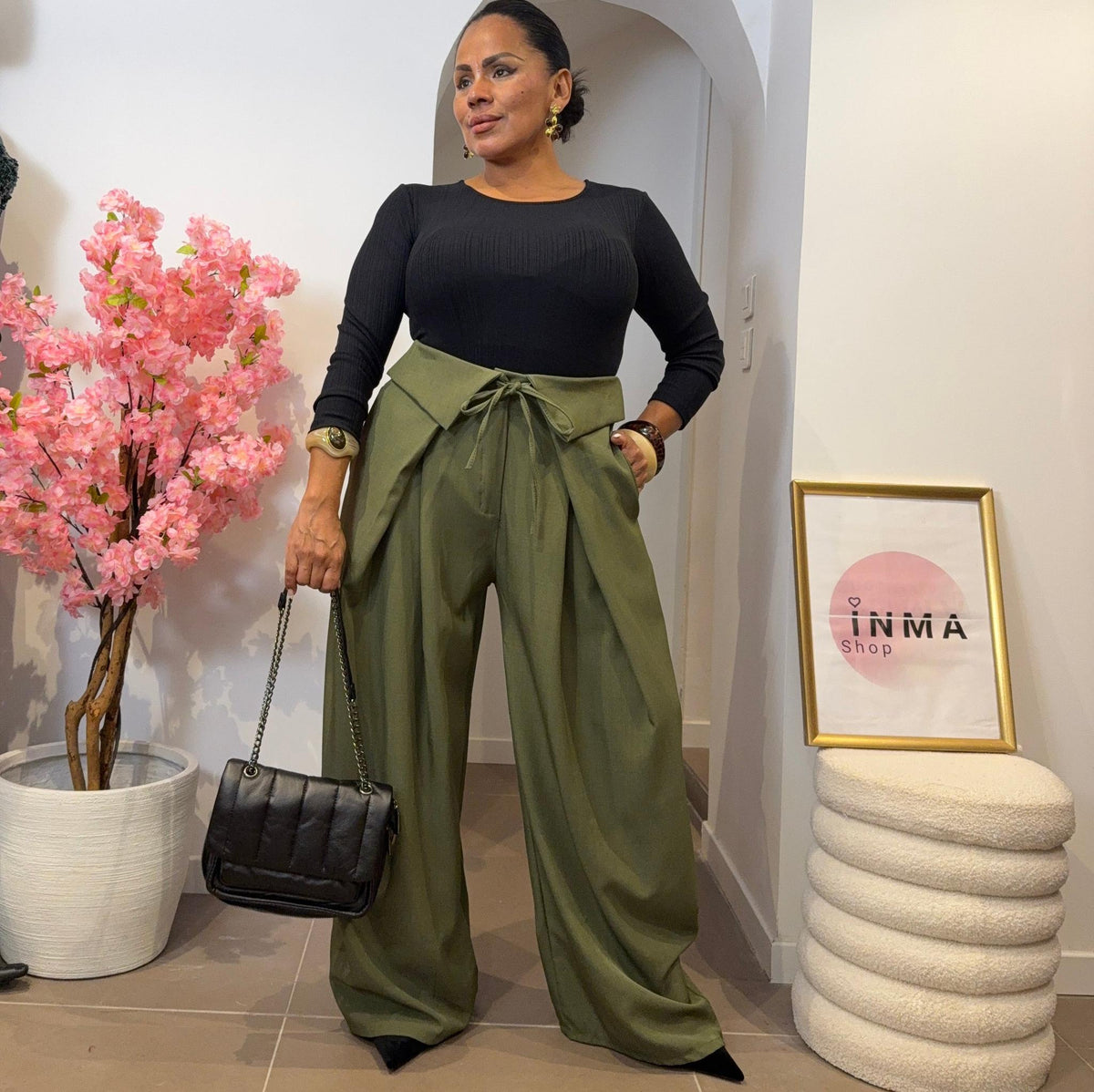 Pantalon Naya - Coupe Ample et Allure Décontractée