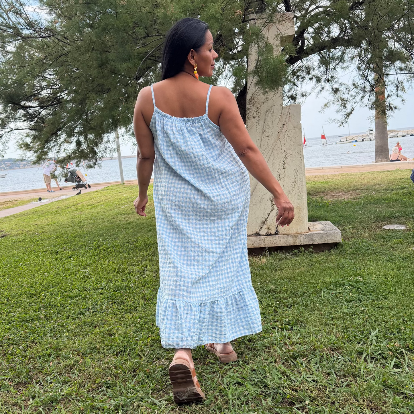 Robe Vichy – Bohème et Intemporelle