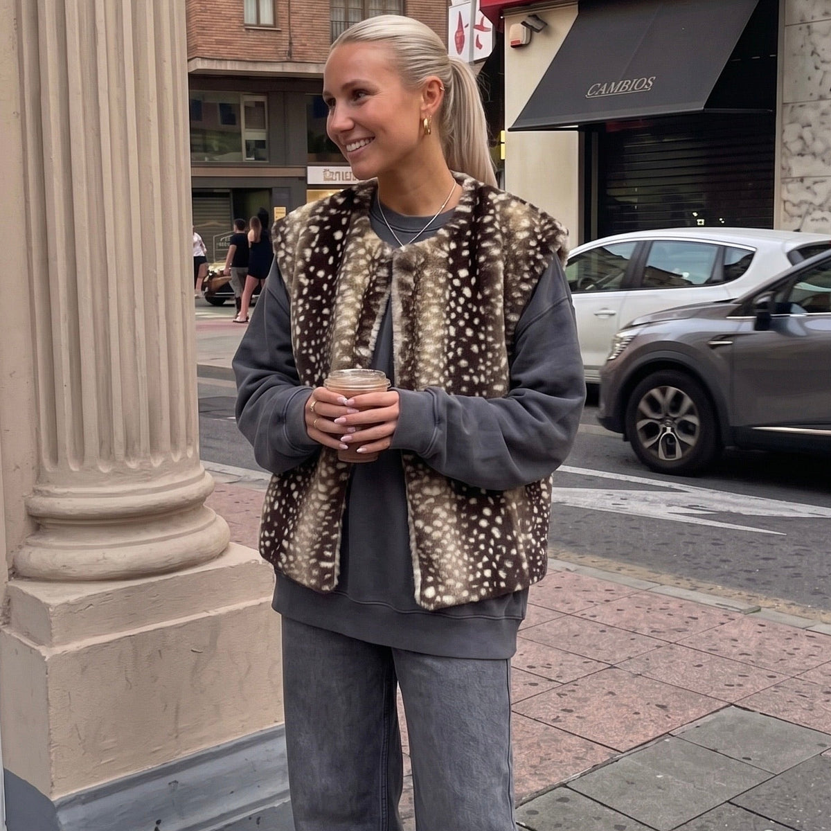 Gilet Bambi – Douceur et Élégance Bohème