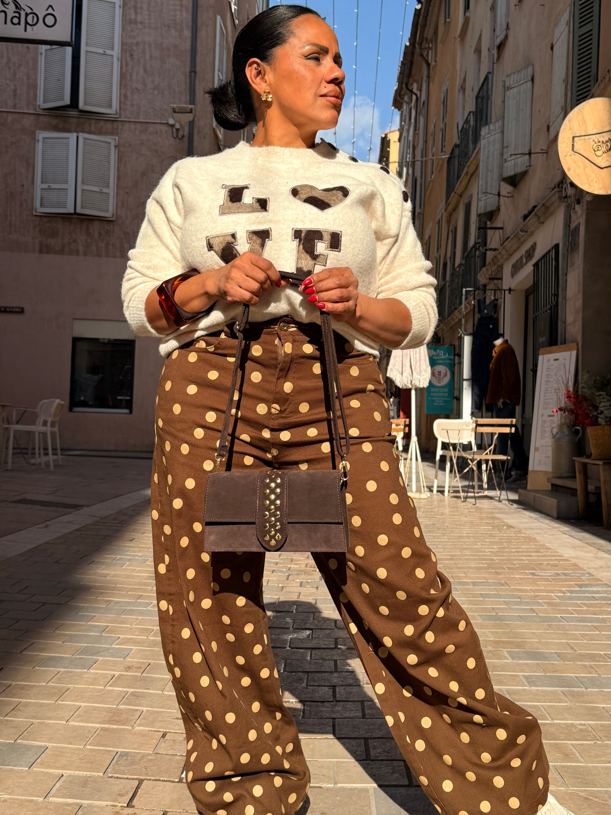 Pull Almira - Esprit Casual et Boutons sur le Côté