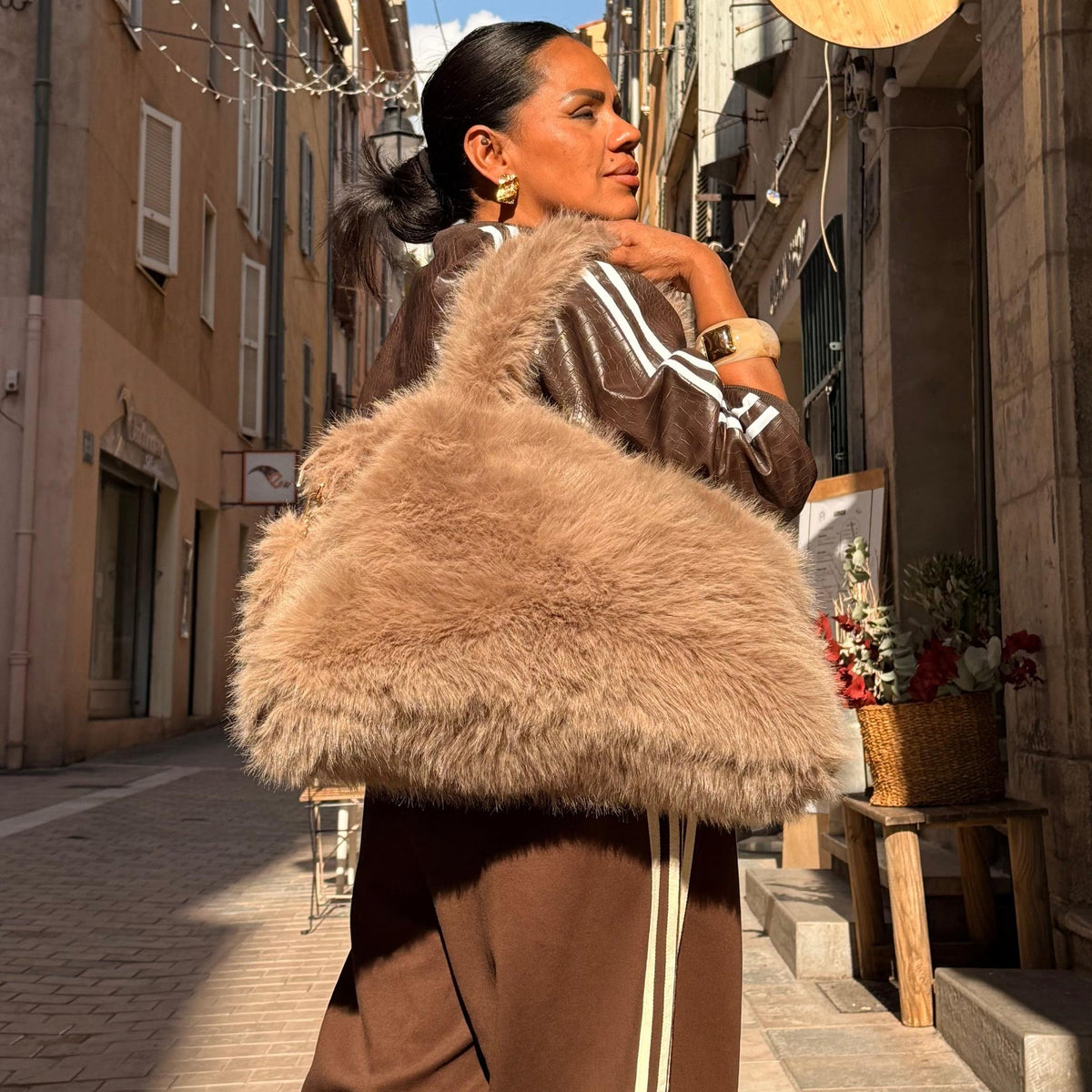 Sac Mara – Douceur Fourrure et Volume Généreux