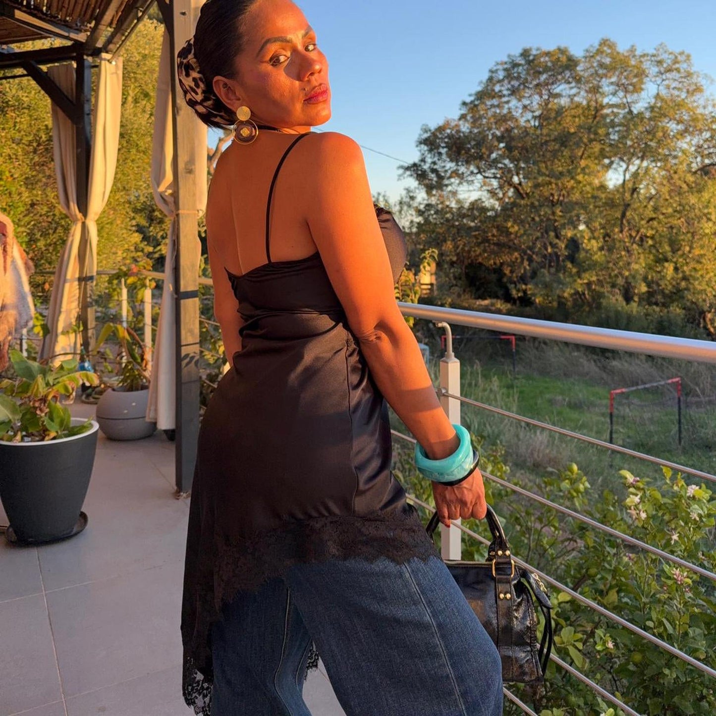 Robe Caraco Lunea – Satin & Dentelle