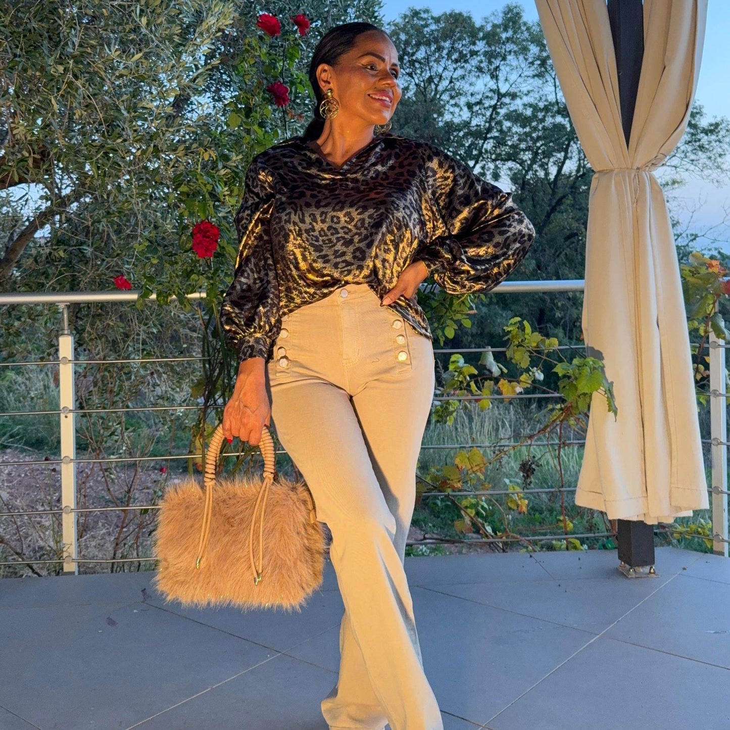 Blouse Léopard – sauvage et sophistiquée