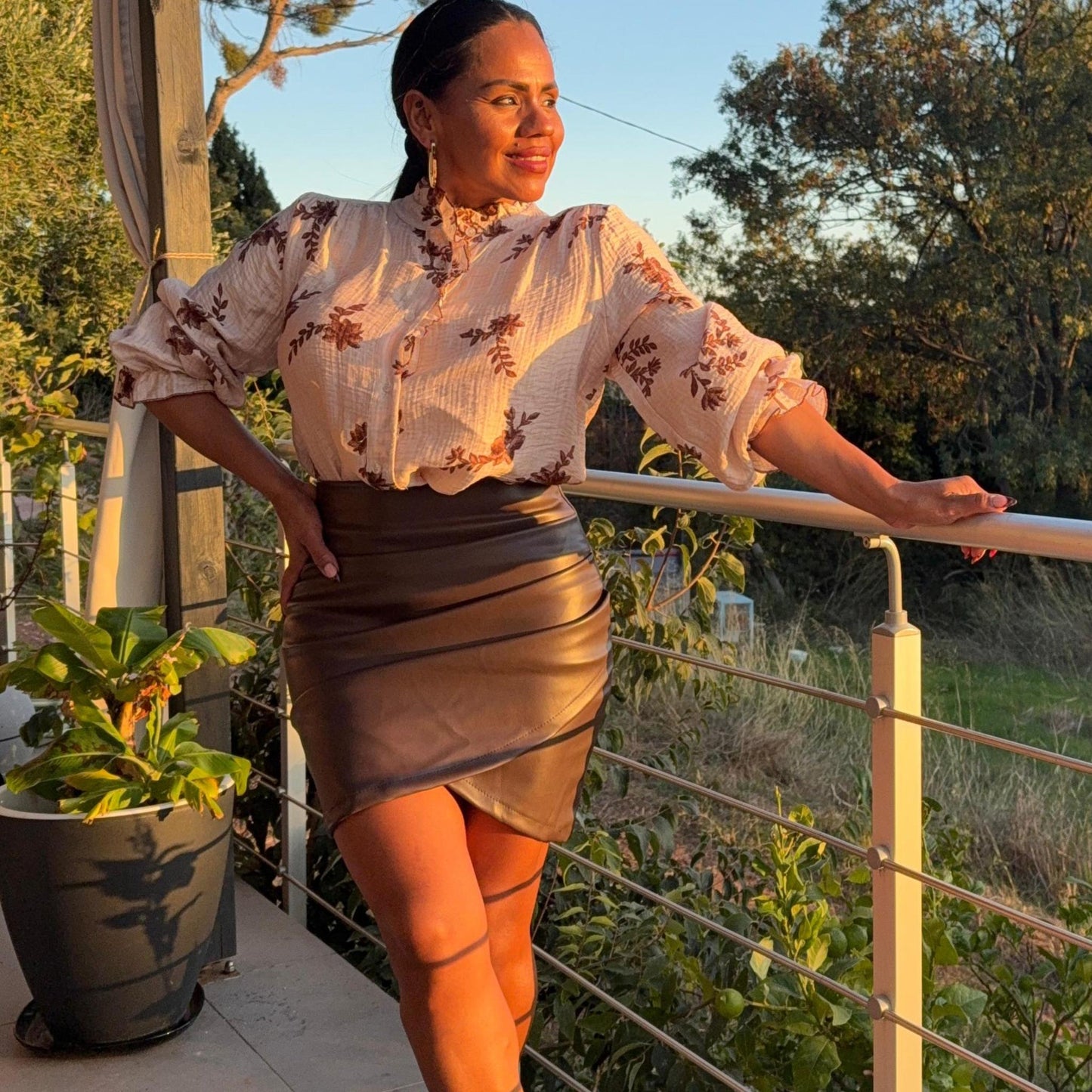 Jupe Sienna — Simili Cuir Élégance & Audace