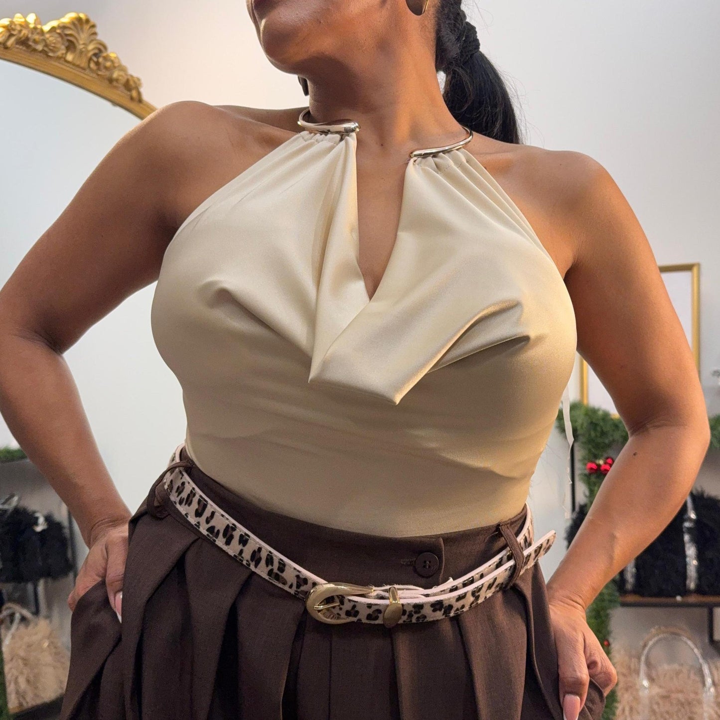 Body Drapé – Décolleté Anneau Métallique