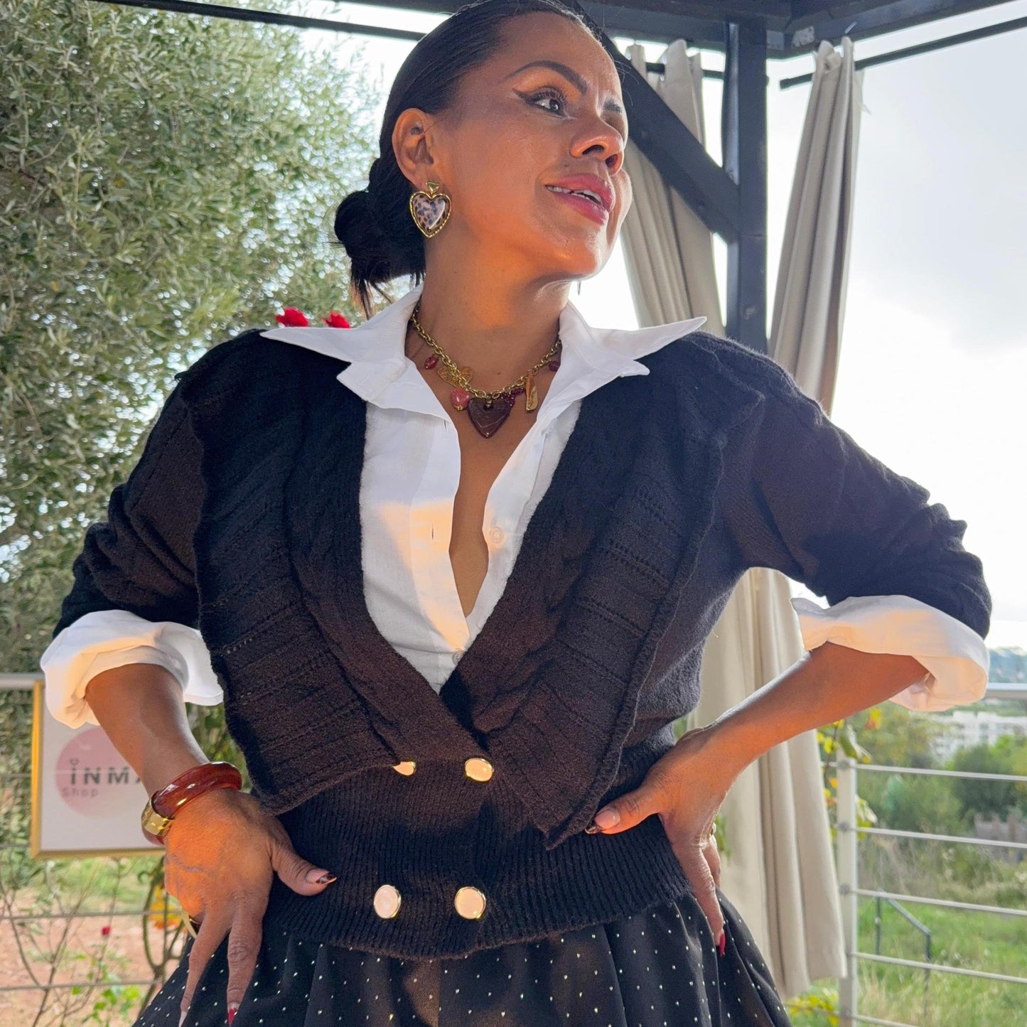 Gilet Noelia – maille chic et boutons nacrés