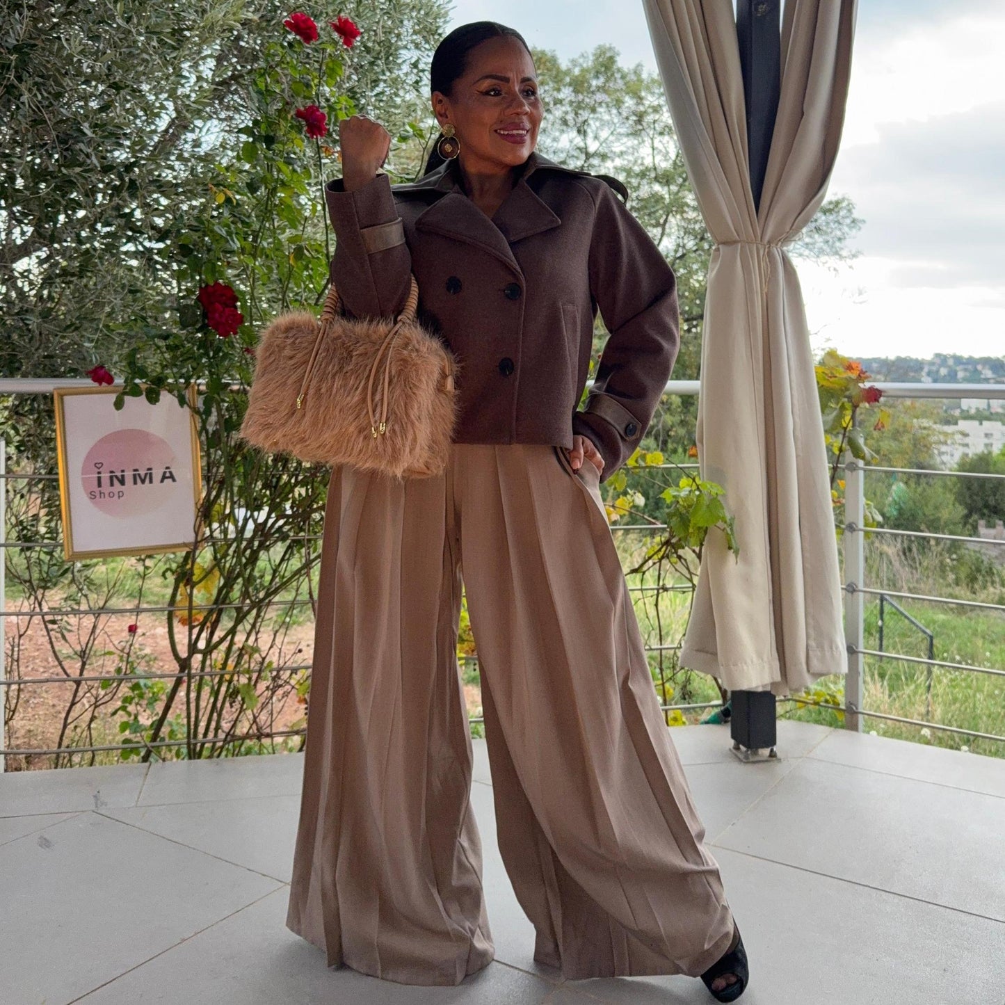 Veste Carla – élégance feutrée et allure affirmée