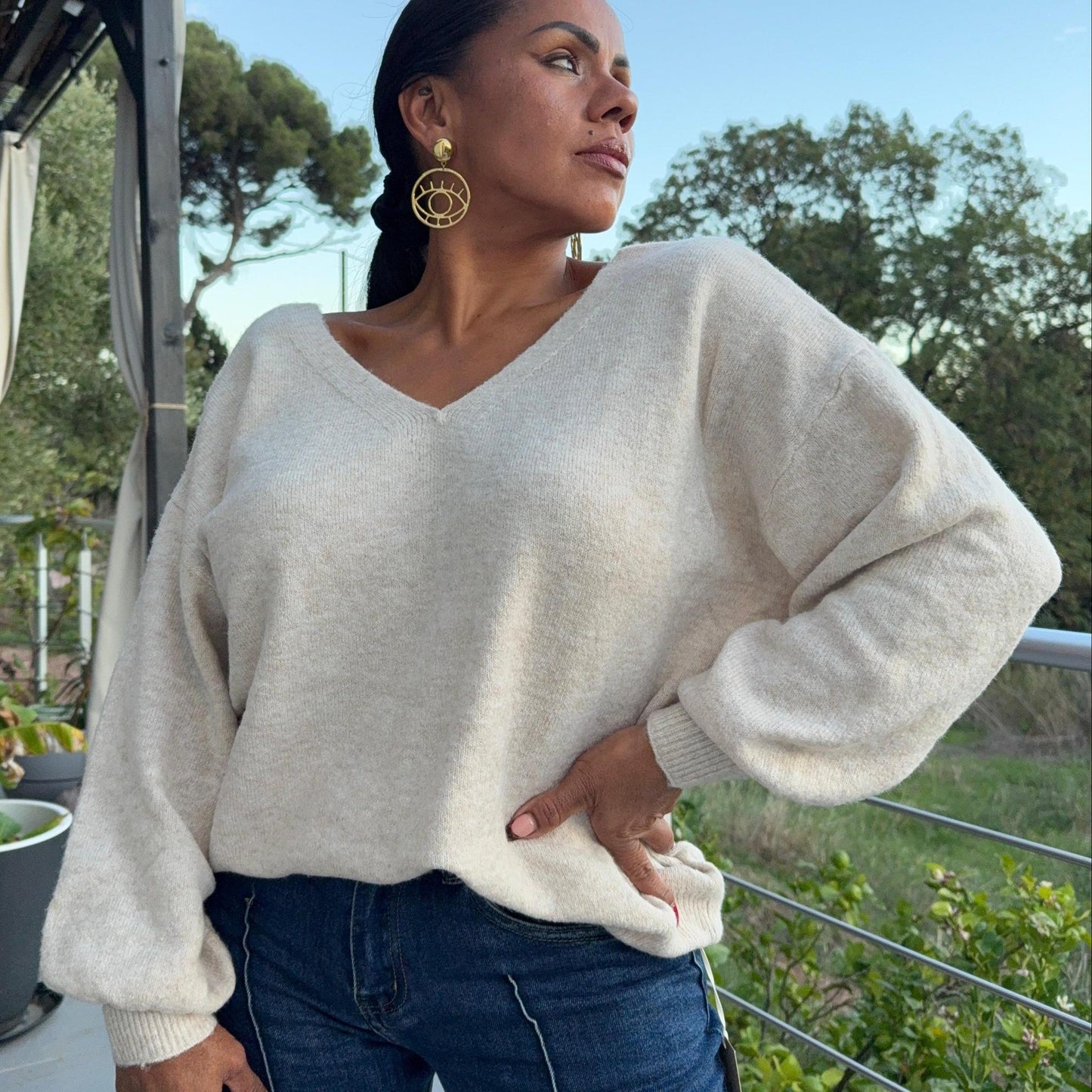 Pull Liora – Dos Noué & Élégance Décontractée