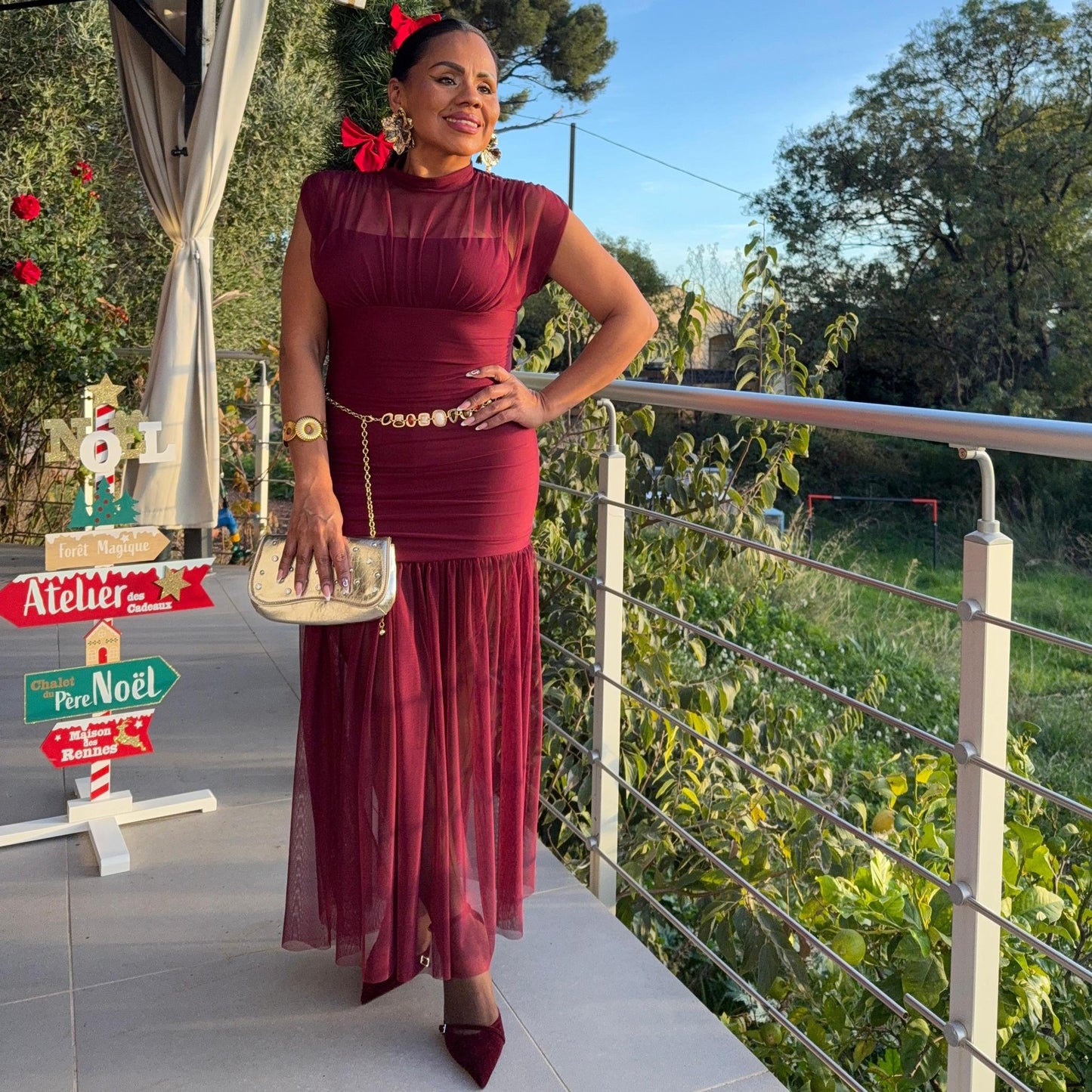 Robe Diva Bordeaux – Élégance & Transparence