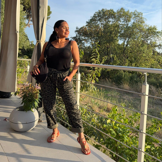 Pantalon Jaguar – L’élégance sauvage et confortable