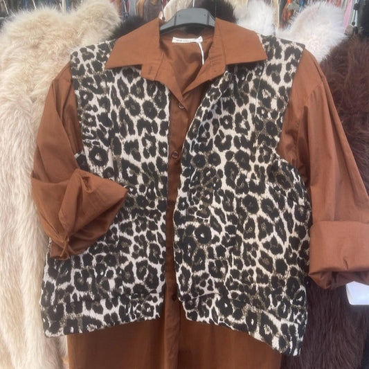 Gilet Amanda – Audace et élégance