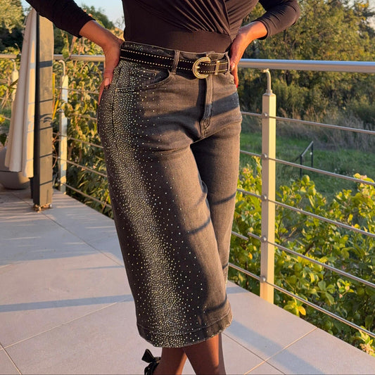 Pantacourt Kiara – denim et éclat