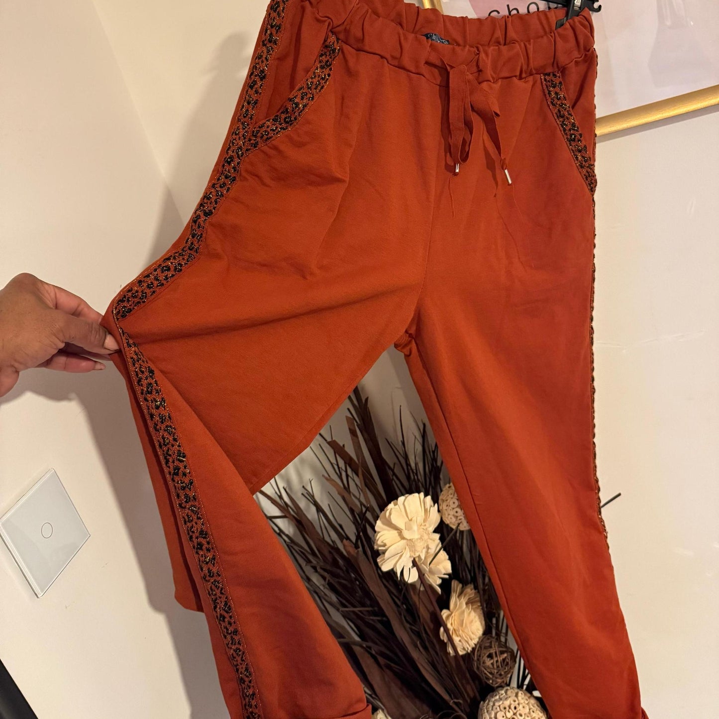 Pantalon Safari Chic – Confort et allure tendance