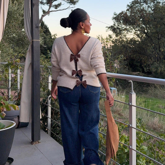 Pull Aluna – Nœuds Velours & Dos Sublimé