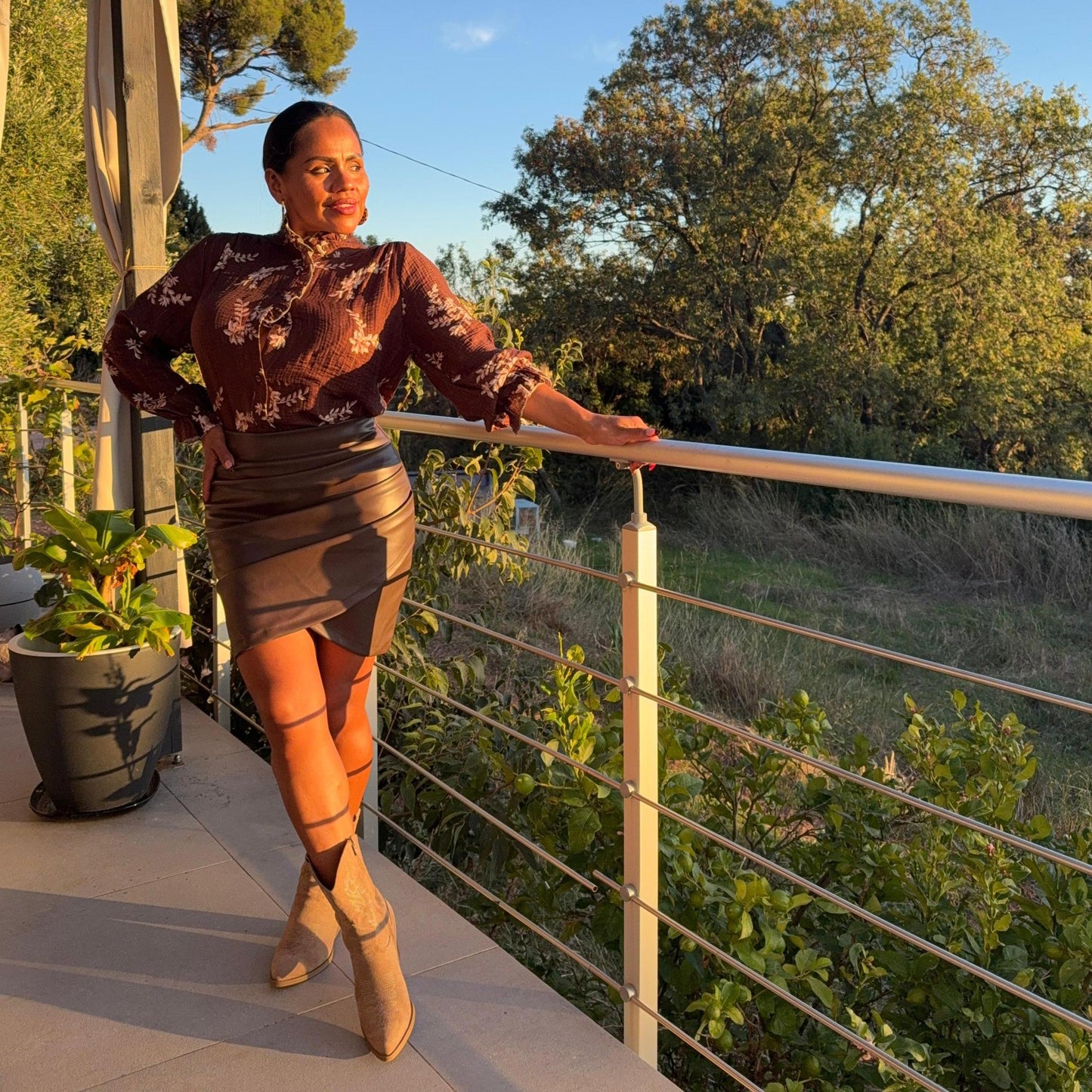 Jupe Sienna — Simili Cuir Élégance & Audace