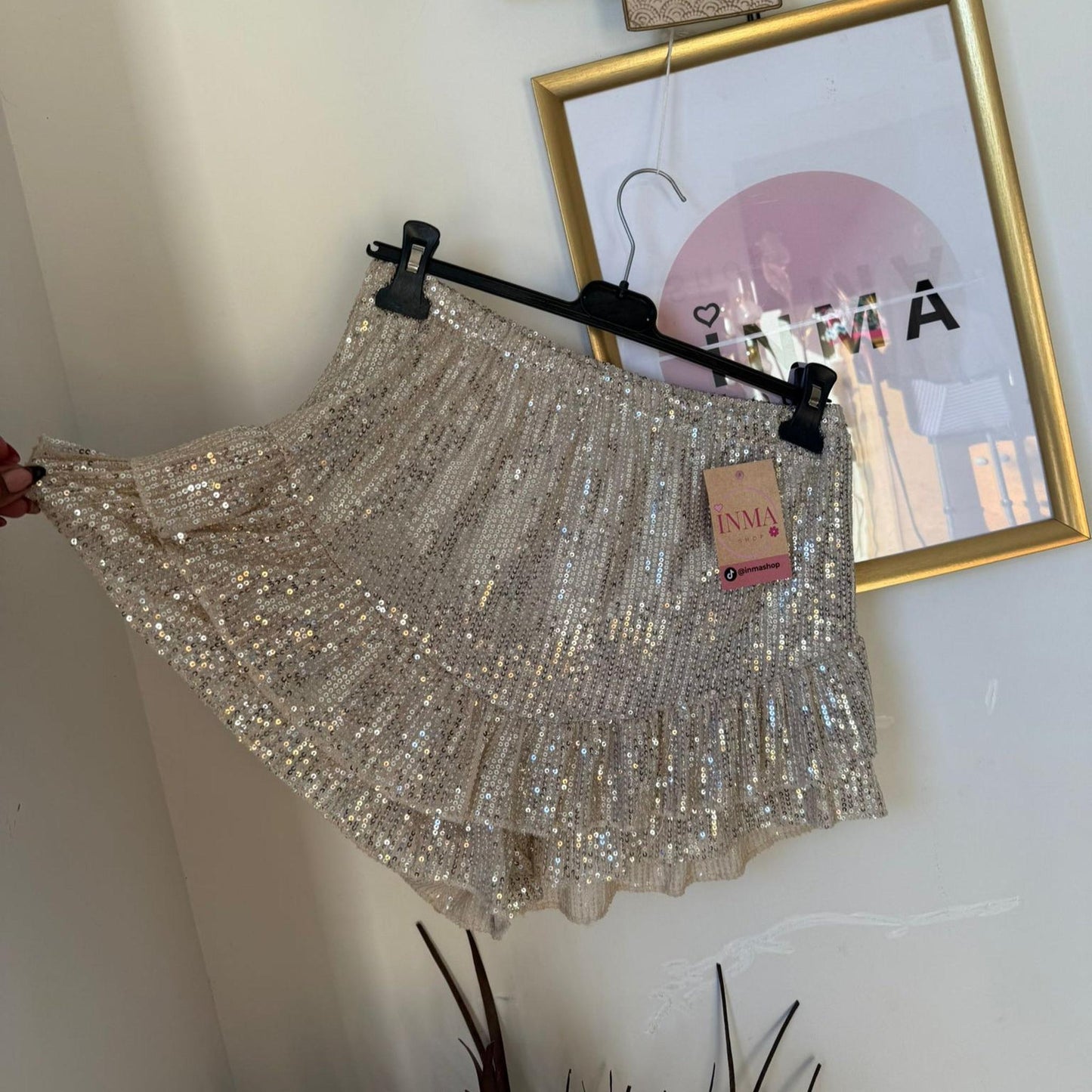 Jupe-Short Pailletée – L’éclat du confort